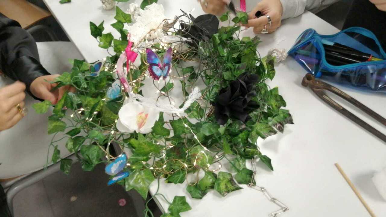 Coiffe upcyclée © Paulina Fuentès