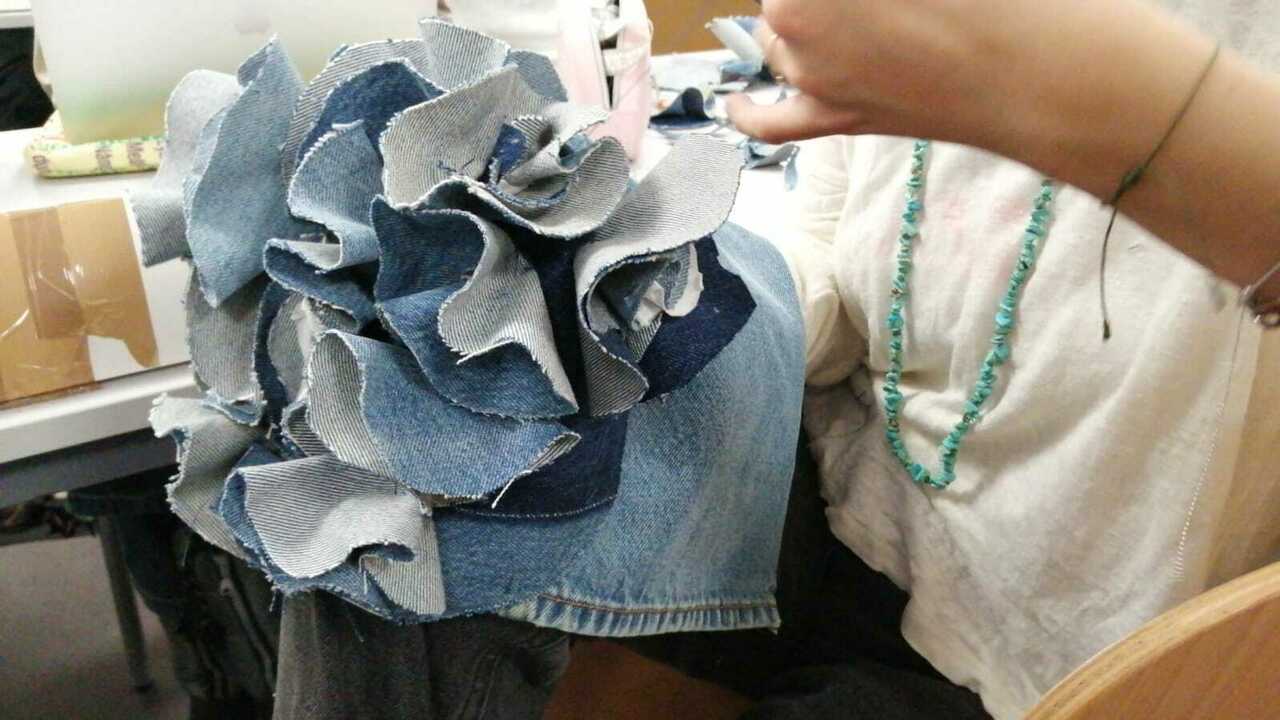 Coiffe upcyclée © Paulina Fuentès